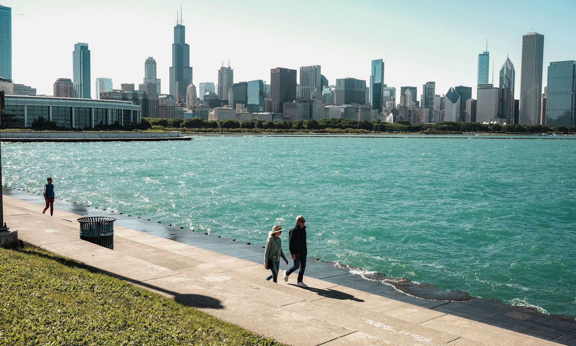 Chicago, seen from the lake and the river